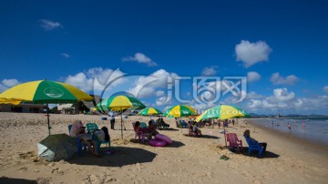 沙滩 海滩 蓝天 太阳伞