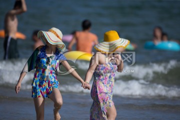 踏浪 戏水 夏日