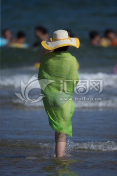 踏浪 戏水 夏日