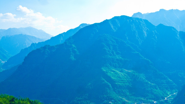 山峦 大山