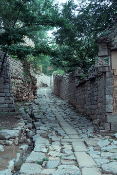 古老石墙