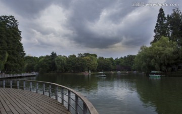 下雨前