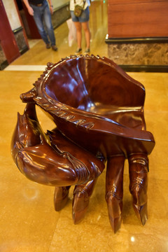 螃蟹造型椅子