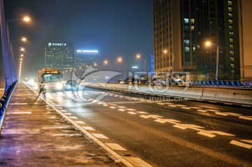 马路夜景