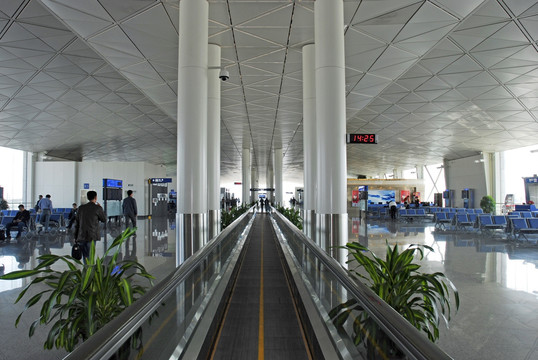 天津机场 自动扶梯