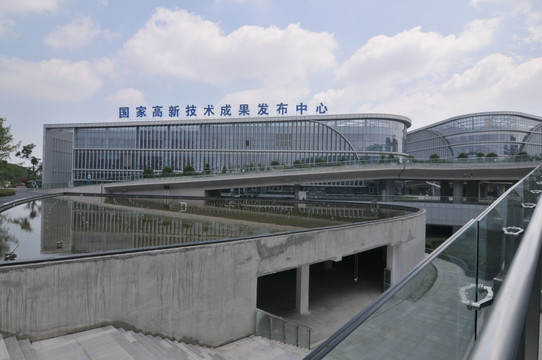 高新技术成果发布中心