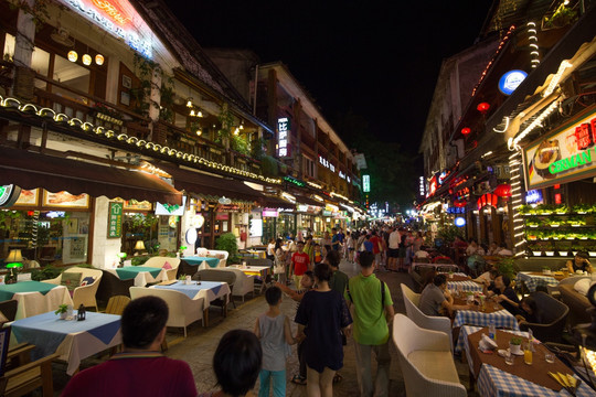 阳朔西街夜景