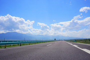 公路 开阔