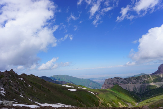 天山