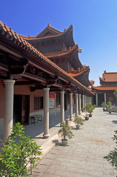 中式建筑走廊风景