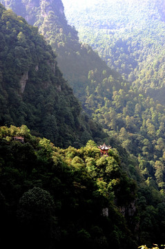 山脉 植被 凉亭