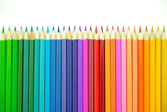 彩铅 彩色铅笔 彩虹 直线排列