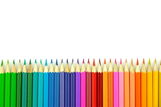 彩铅 彩色铅笔 彩虹 横向排列