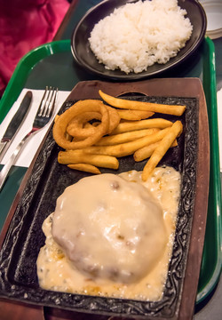 日式咖喱鸡肉饭