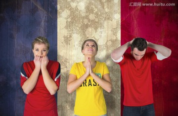 足球球迷祈祷的复合形象