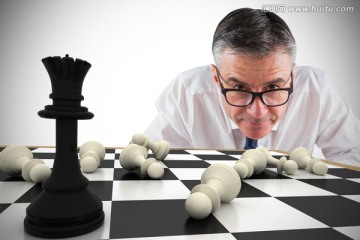 商人看着象棋的复合形象