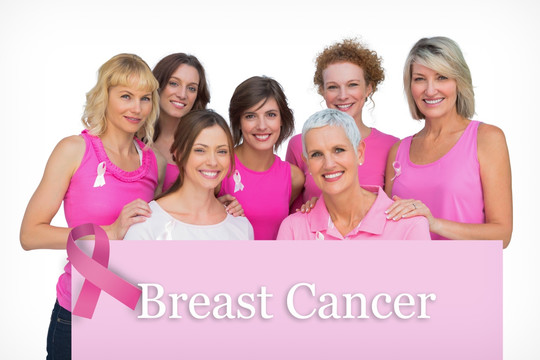 乳腺癌志愿者微笑着的复合形象