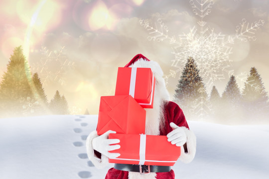 圣诞老人抱着一堆礼物的复合形象