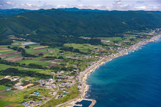 航拍海岸线