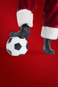 圣诞老人脚下的足球