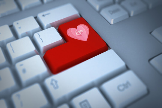 键盘上的红色爱心