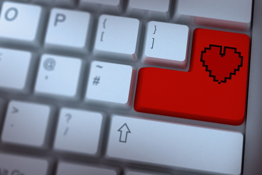 红色键盘上的爱心
