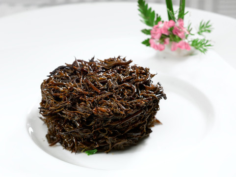 炝拌长寿菜