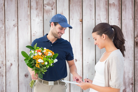 鲜花配送人与客户的复合形象
