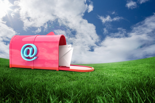 红色的电子邮件信箱复合图像