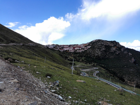 甘丹寺美景