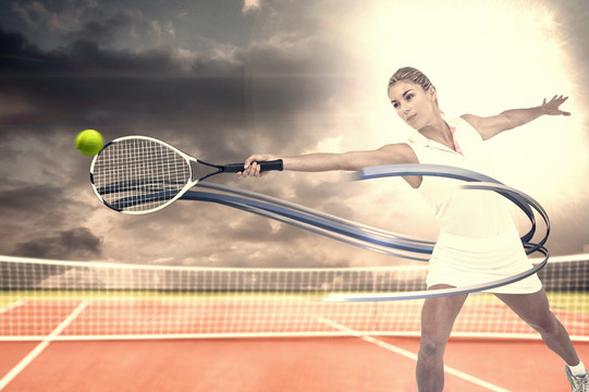 在打网球的女人