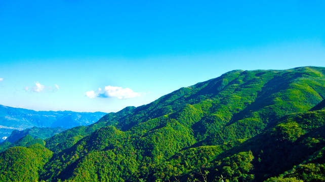 重峦叠嶂 青山起伏