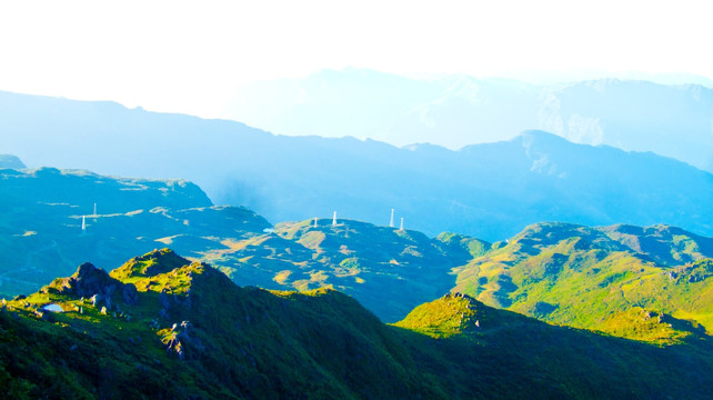 山顶风光 崇山峻岭