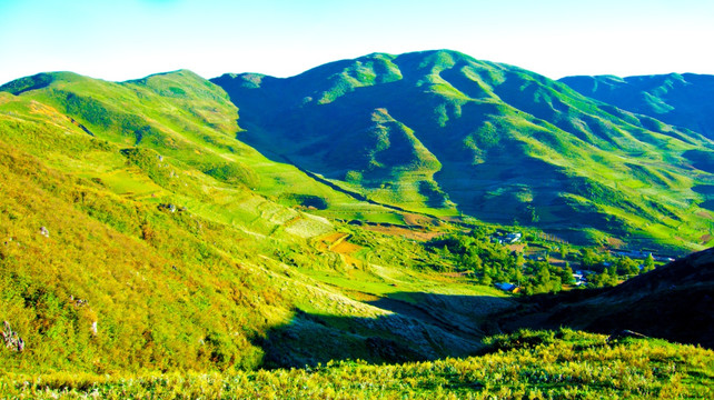 丘陵 山岭