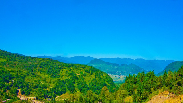 山岭 青山
