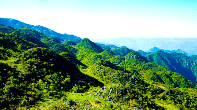 山丘 群山起伏