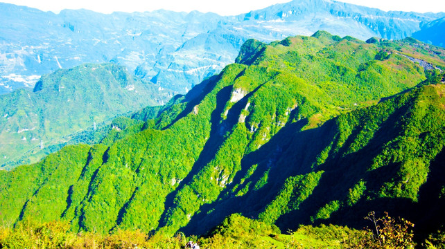 青山巍峨 大山