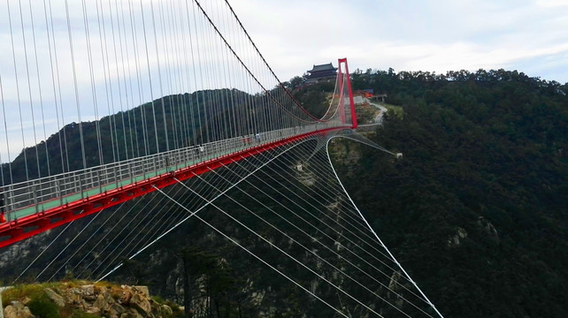 蒙山吊桥  浮桥