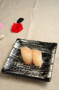 立鱼寿司