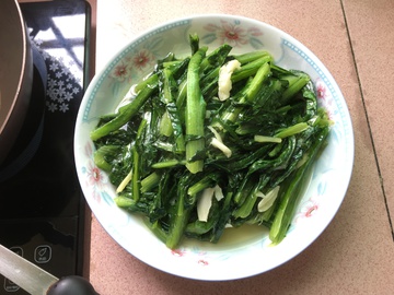 清炒油麦菜