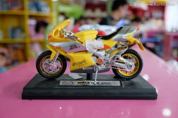 摩托车玩具模型