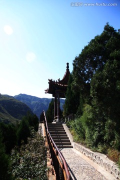 二龙山远眺