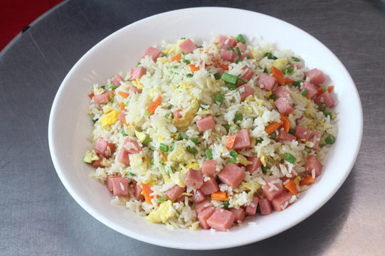 火腿炒饭