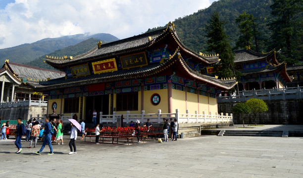 灵山寺 天王殿