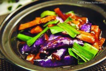 咸鱼茄子煲