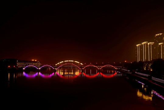 金华金虹桥 婺江夜景 紫红色