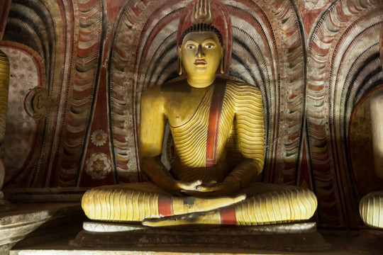 斯里兰卡之丹布拉石窟寺佛像