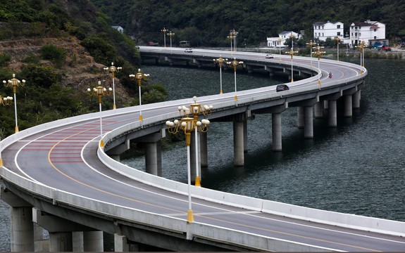 中国最美水上公路