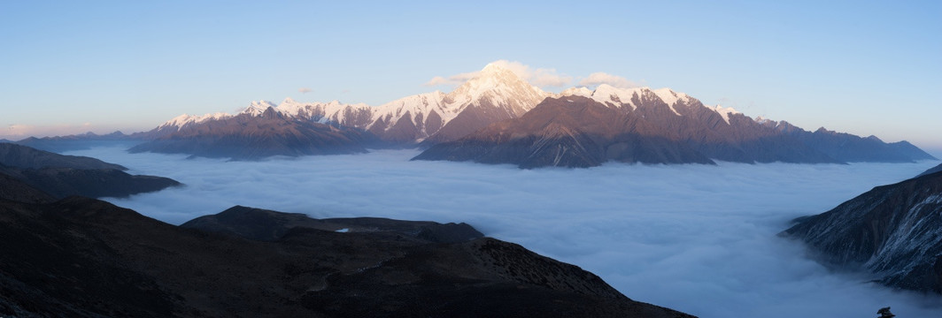 贡嘎山 接片 高像素