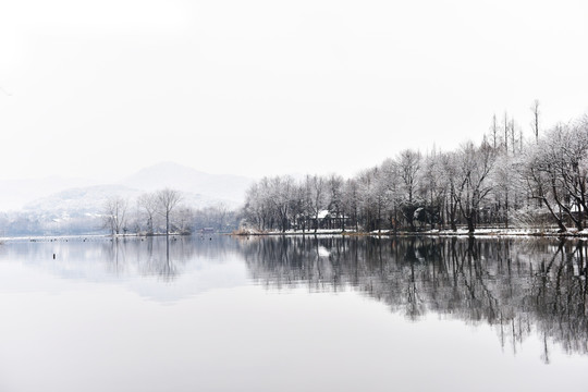 水墨西湖